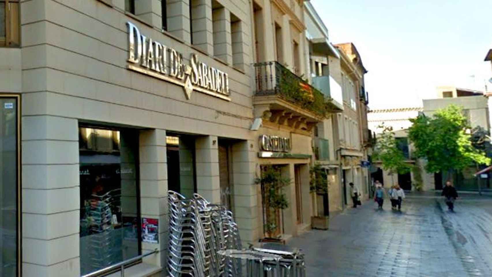 La sede del 'Diari de Sabadell', situada en la calle Sant Quirze de la ciudad está a la venta / CG
