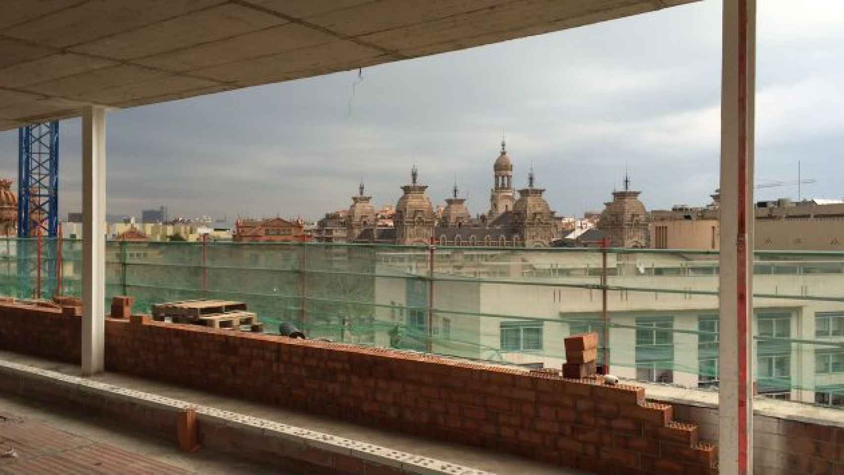 Vista desde la azotea del nuevo hotel de Núñez y Navarro, en calle Rec Comptal de Barcelona / CG