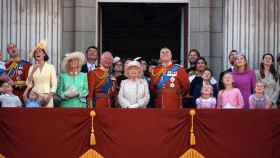 La familia real británica en al aniversario de Isabel II, con Meghan Markle a la derecha de la monarca / ROYAL FAMILY