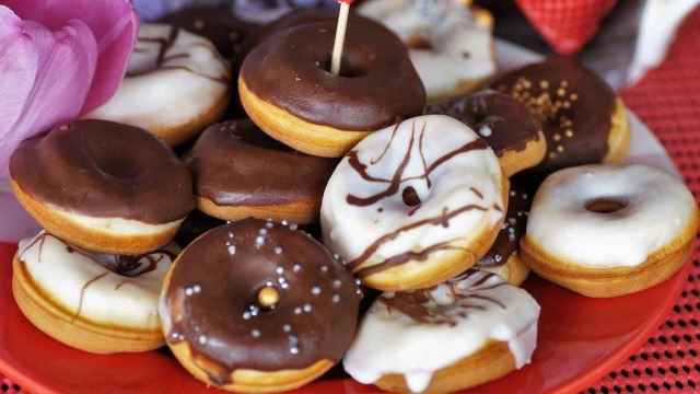 Surtido de donuts / ivabalk EN PIXABAY