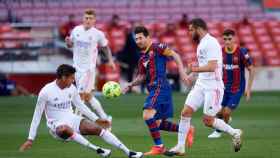 Messi, en una acción ante el Real Madrid. Se volverán a enfrentar en la Supercopa | EFE