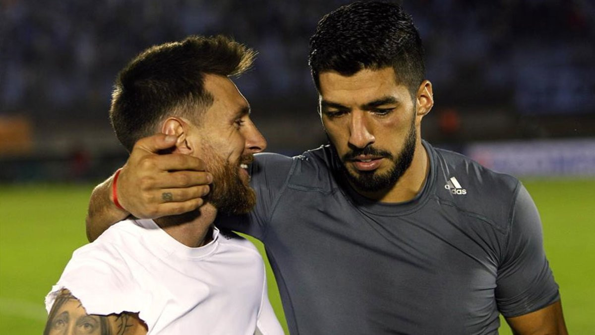 Luis Suárez, junto a su amigo Leo Messi | EFE