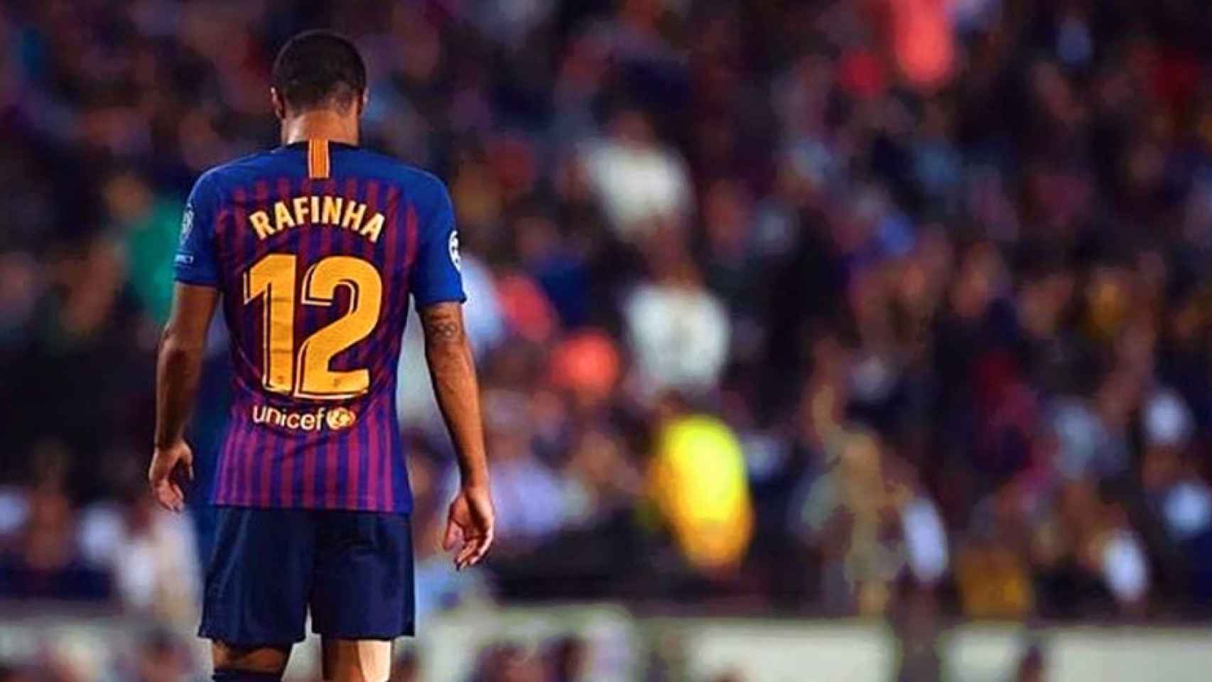 Rafinha, cabizbajo con la camiseta del Barça / INSTAGRAM
