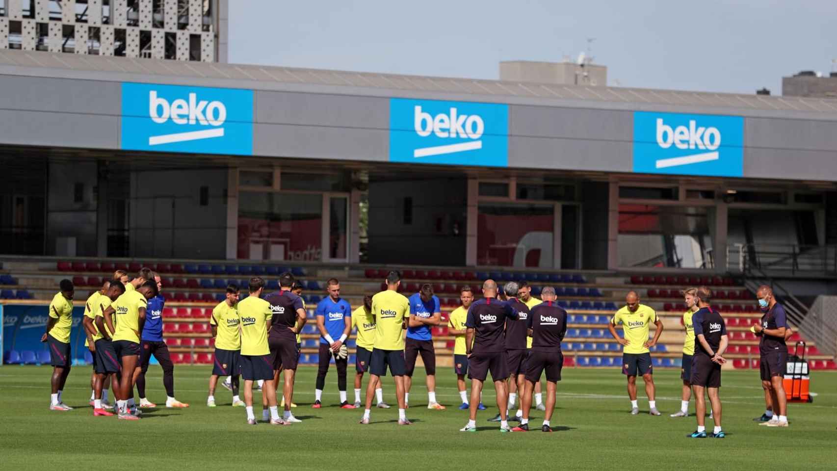 Entrenamiento del Barça con Setién y Messi en cabeza / FC Barcelona
