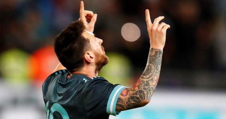 Leo Messi celebra su gol contra Uruguay EFE