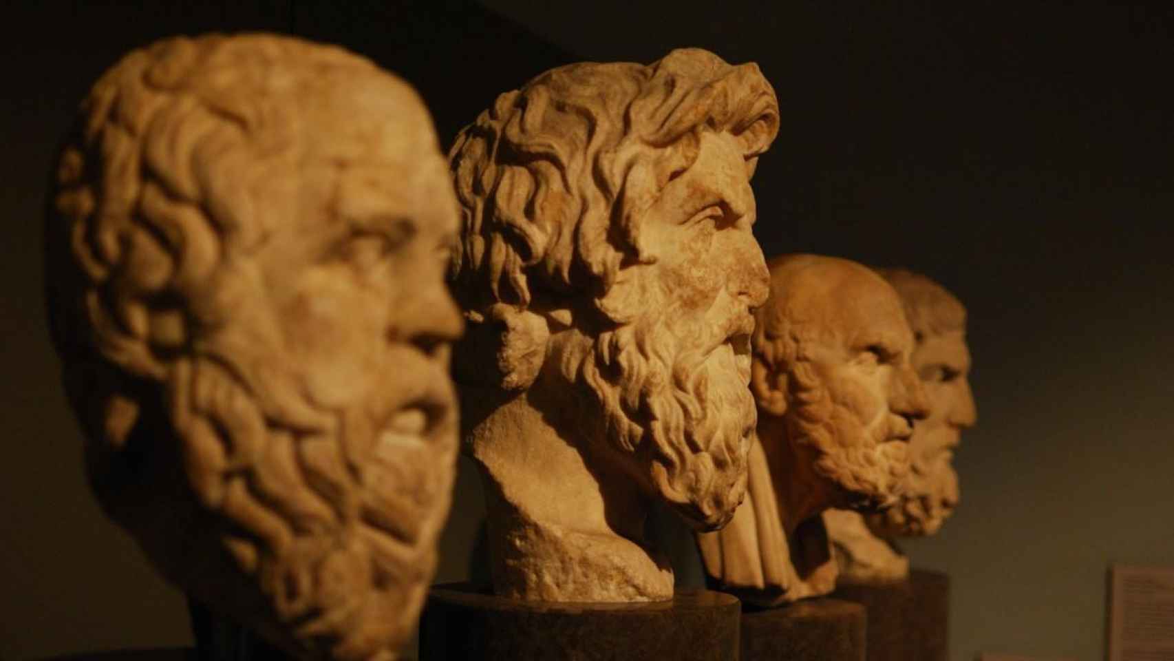¿Especialistas de la Nada? En la imagen, bustos de los filósofos griegos / PXHERE