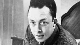 El escritor Albert Camus, autor de 'La peste' / WIQUIPEDIA