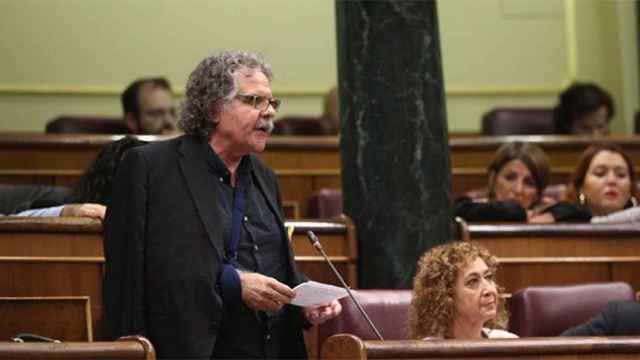 Tardà denuncia el traslado de los 'exconsellers': Les ponían una y otra vez el himno nacional