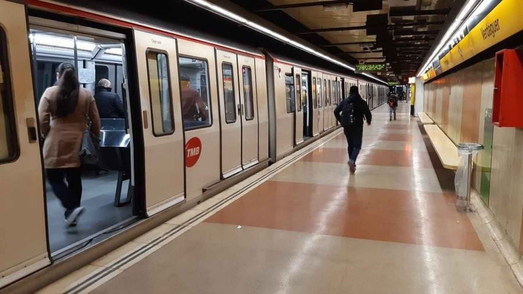 La estación de Metro de Verdaguer de Barcelona / TMB