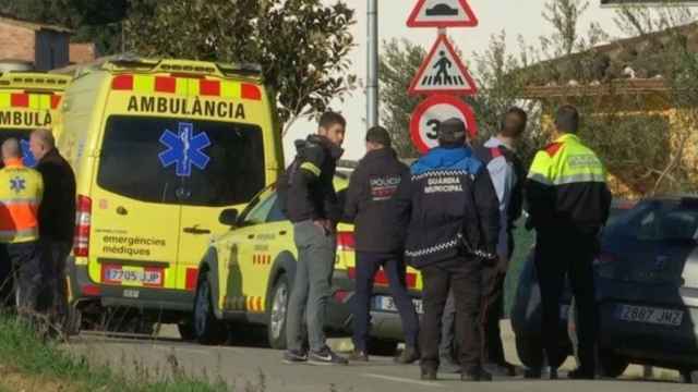 Equipos de emergencias en la AP-7, después de que la madre de las niñas fallecidas se arrojase desde un puente / 324