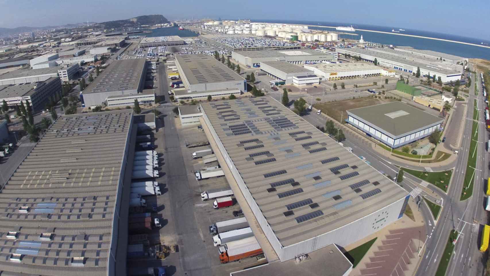 Vista aérea de las instalaciones de Cilsa en el puerto de Barcelona / CG