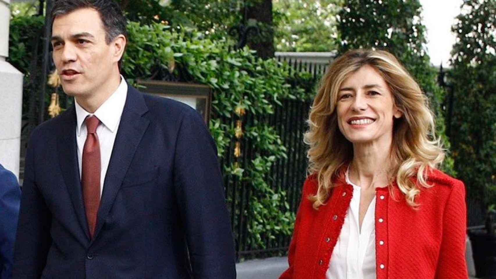 Pedro Sánchez (PSOE) y su esposa, Begoña Gómez / EUROPA PRESS