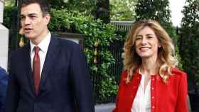 Pedro Sánchez (PSOE) y su esposa, Begoña Gómez / EUROPA PRESS