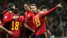 España celebra un gol ante Rumanía. Barça koeman / EFE