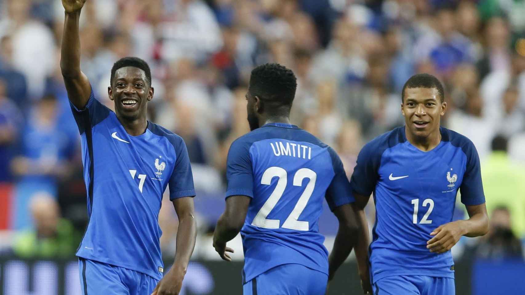 Dembelé, Umtiti y Mbappé, en un partido con Francia | EFE