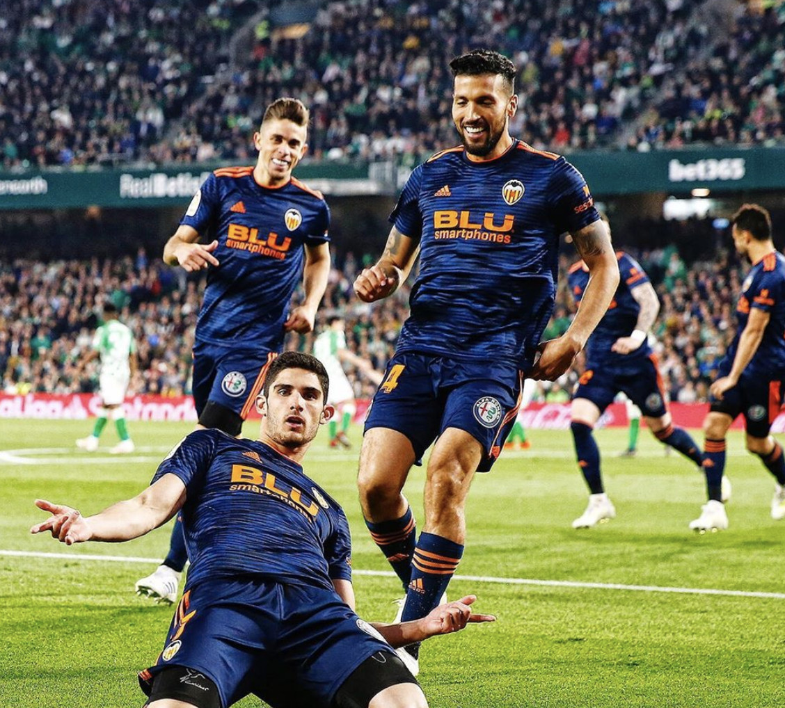 Una foto de Guedes celebrando su tanto durante el Betis -Valencia / Instagram