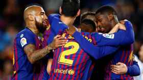 Los jugadores del Barça celebran un gol ante la Real Sociedad / EFE