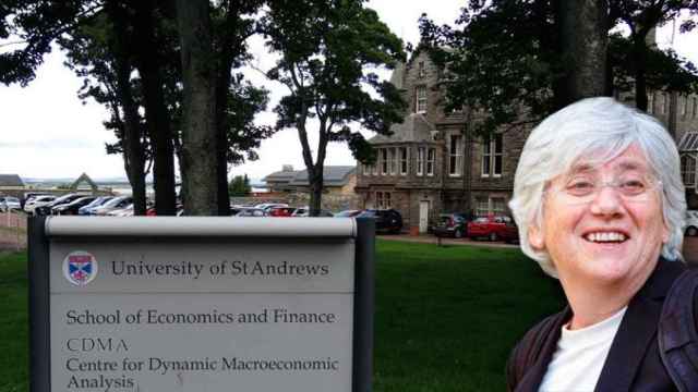 La 'exconsellera' Clara Ponsatí en la Universidad de Saint Andrews, Escocia / FOTOMONTAJE DE CG