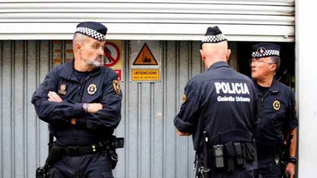 Agentes de la Guardia Urbana durante una operación policial / RTVE