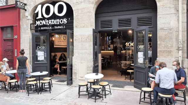 Local de 100 Montaditos Tapas Sevilla de Restalia / RESTALIA HOLDING
