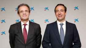 Una foto de Jordi Gual, presidente de CaixaBank y Gonzalo Gortázar, consejero delegado de CaixaBank