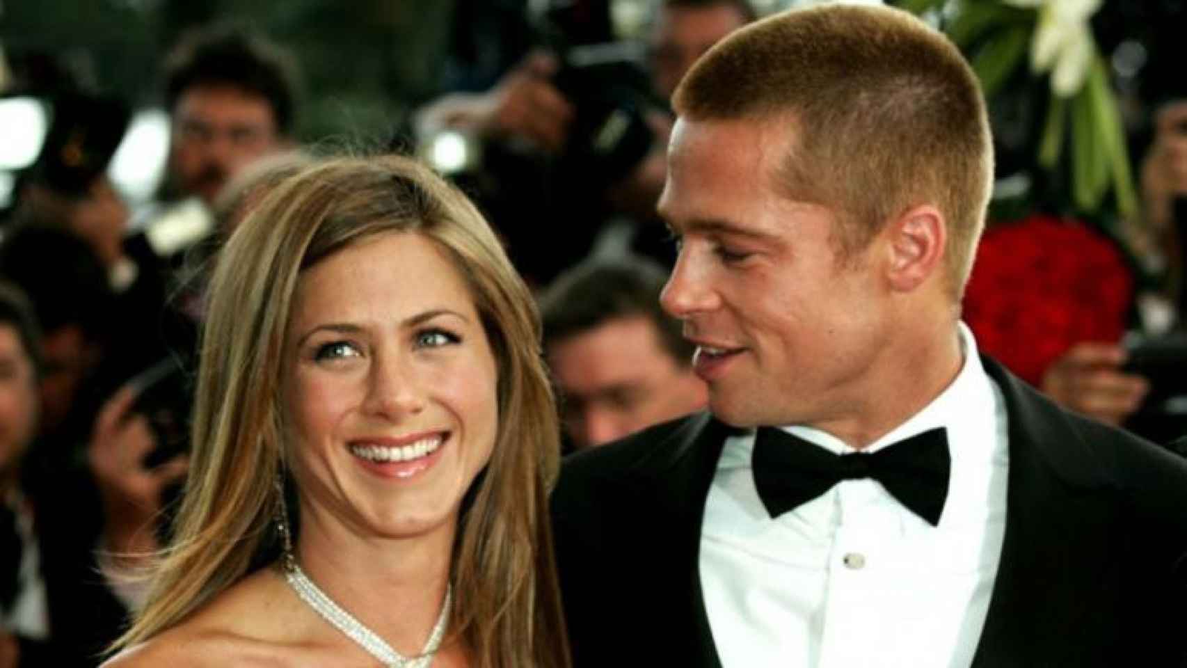 Brad Pitt y Jennifer Aniston en los Emmy Awards de 2004 / Gtres