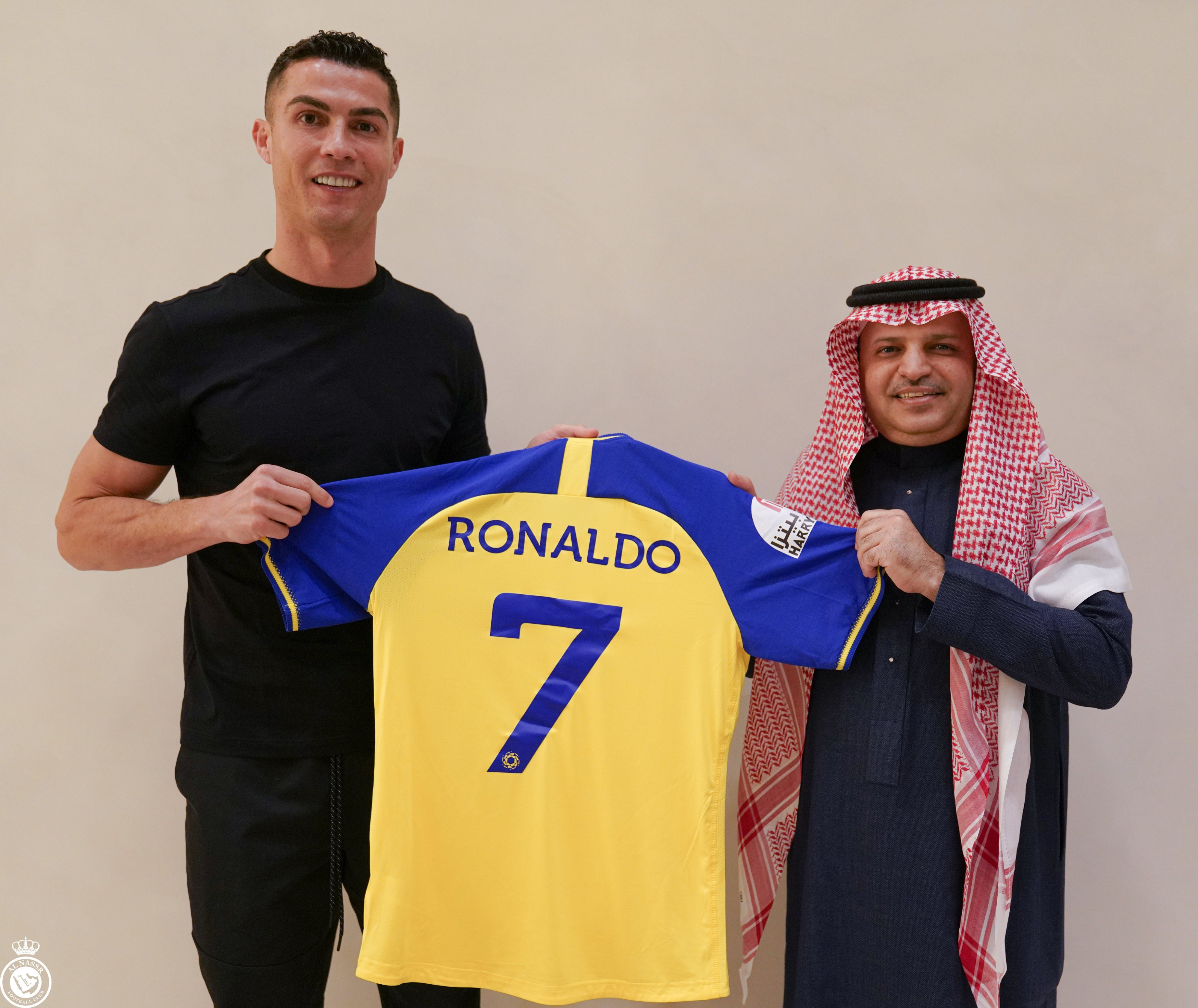 Cristiano Ronaldo en su presentación con Al-Nassr