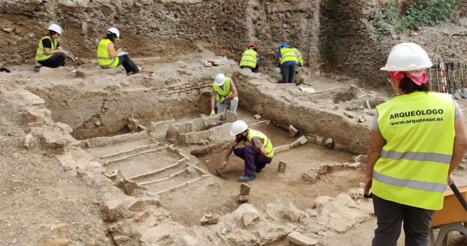 Imagen de los trabajos arqueológicos en el antiguo Cine Andalucía, en Málaga / REDES