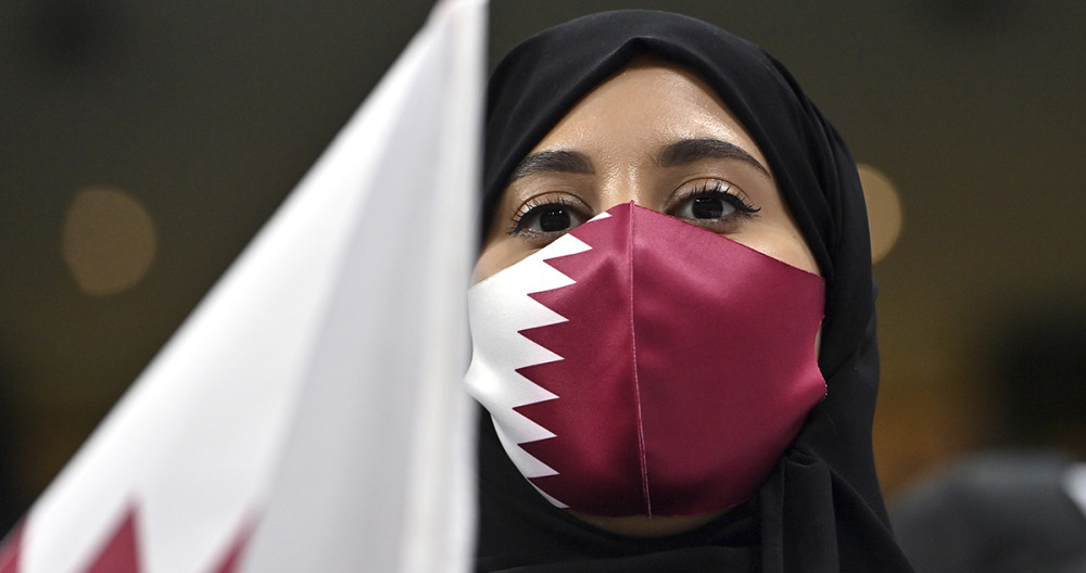 Una hincha qatarí, usando el velo durante la inauguración del Mundial / EFE