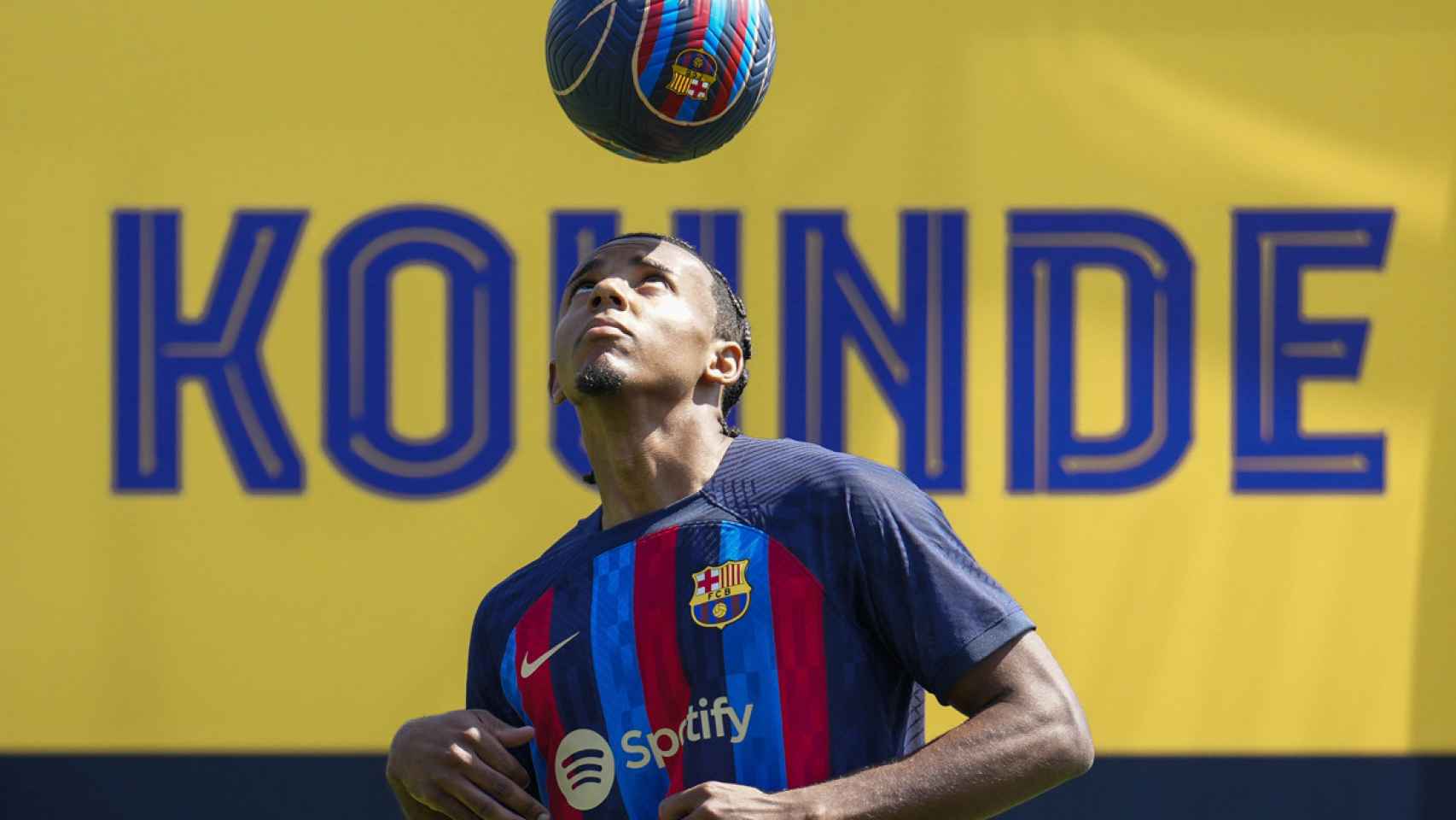El Barça tanteó el fichaje de la alternativa a Koundé / EFE