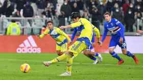 Morata lanza un penalti con la Juventus ante la Sampdoria / EFE