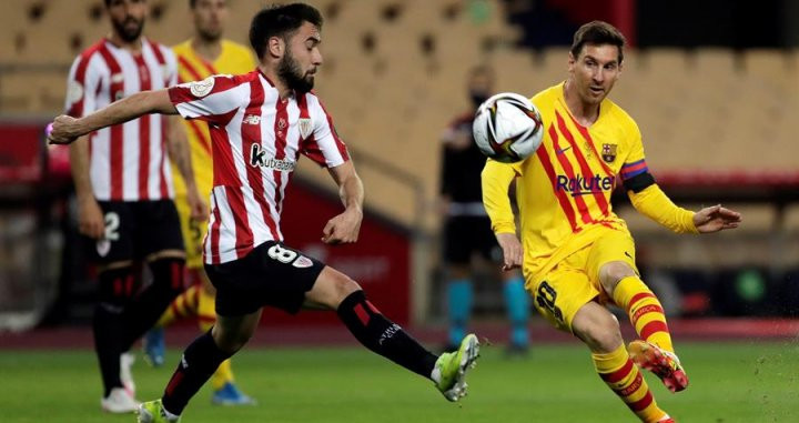 Messi en una acción contra el Athletic / EFE