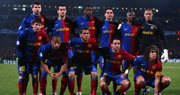 Una imagen de archivo del FC Barcelona antes de jugar ante el Olympique de Lyon