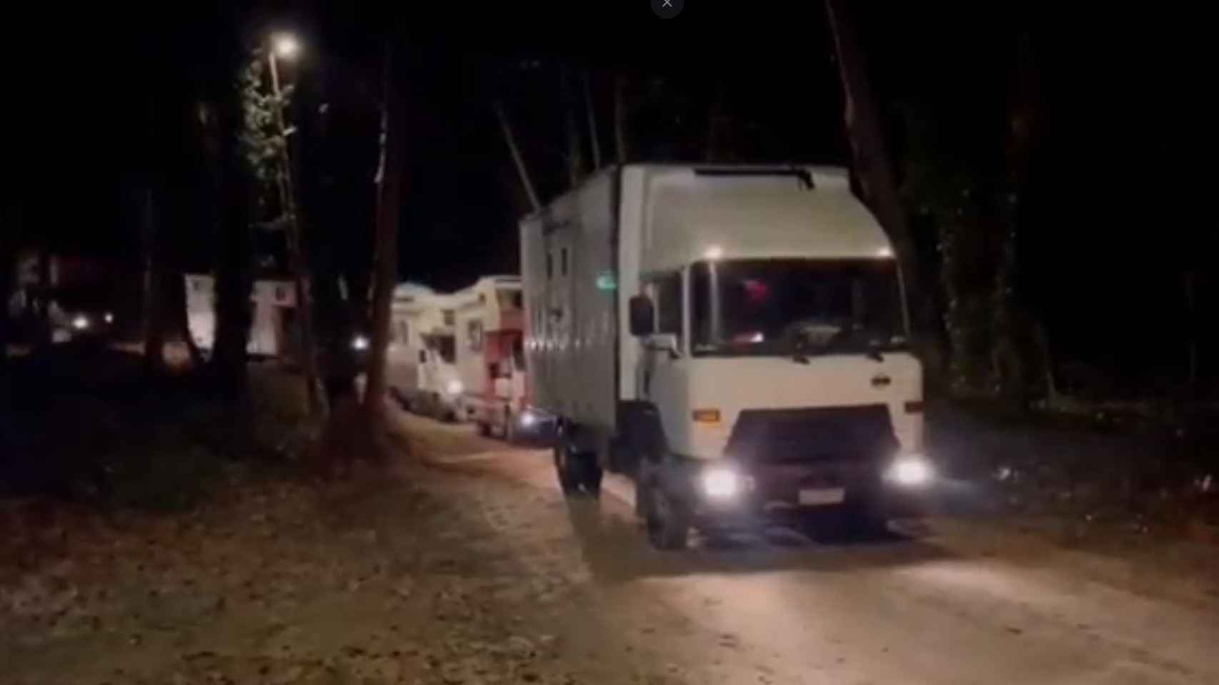 Los Mossos d'Esquadra desalojan once caravanas procedentes de la 'rave' de Llinars / EP