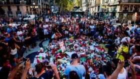 Homenaje en Las Ramblas en el primer aniversario de los atentados del 17A / EFE