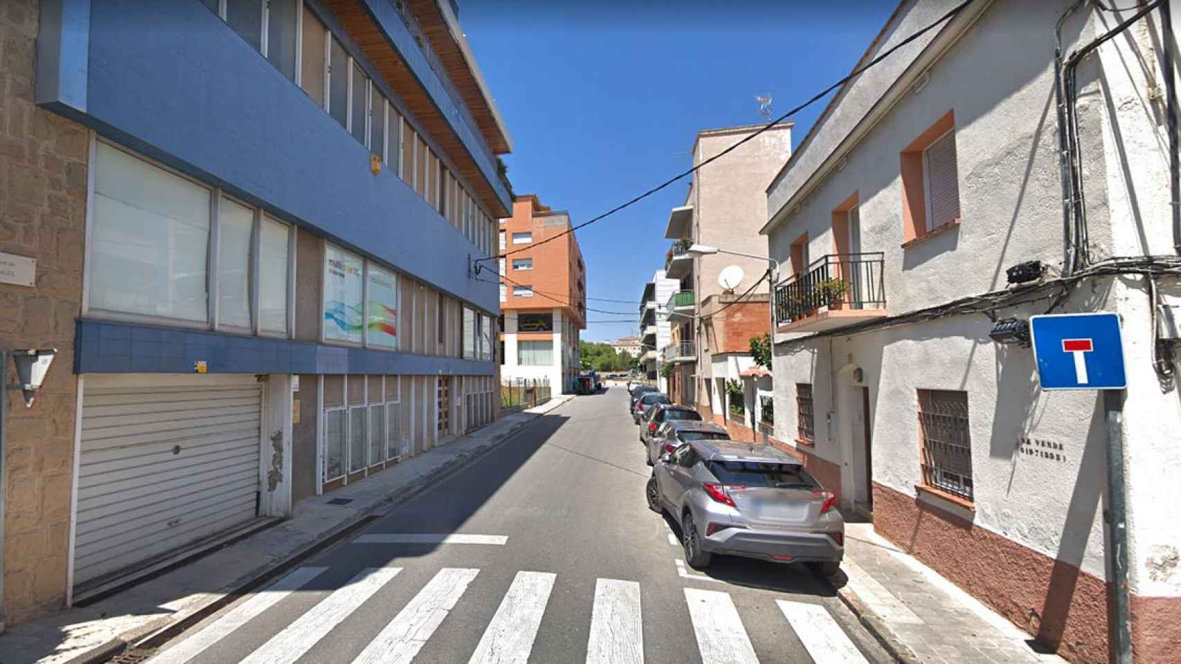 Calle del Angel de Figueres, donde un incendio ha provocado un muerto y una herida crítica / GOOGLE MAPS