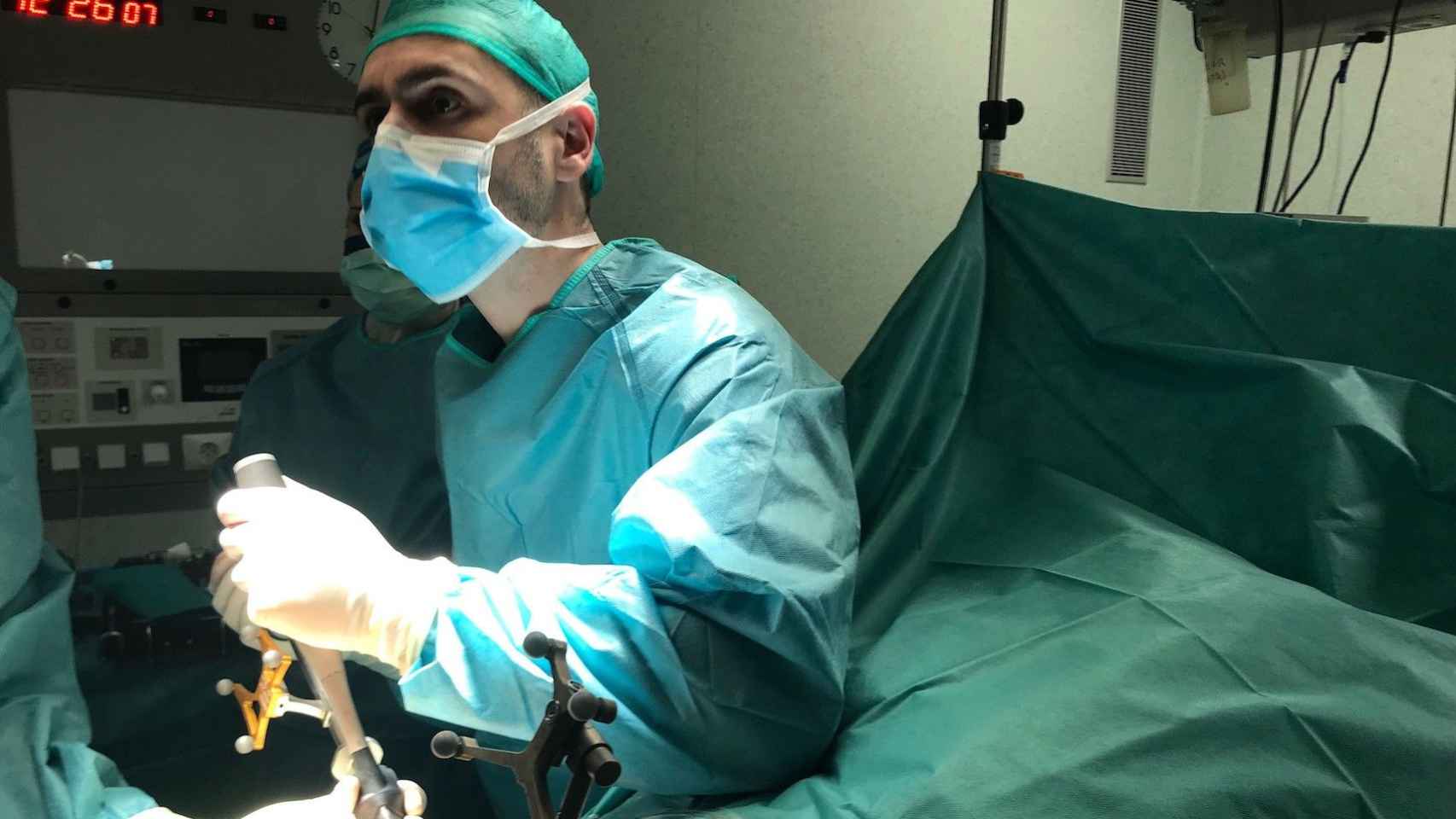 Una intervención quirúrgica en el Instituto Clavel / Quirónsalud Barcelona
