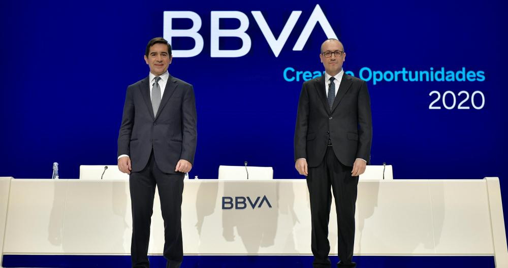 El presidente y el consejero delegado de BBVA, Carlos Torres y Onur Genç / EP