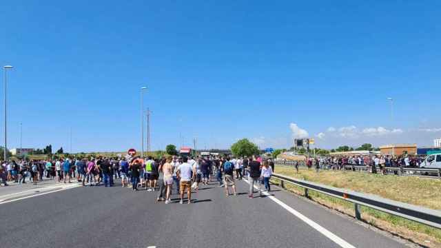 Trabajadores de Nissan en la ronda Litoral / CGT