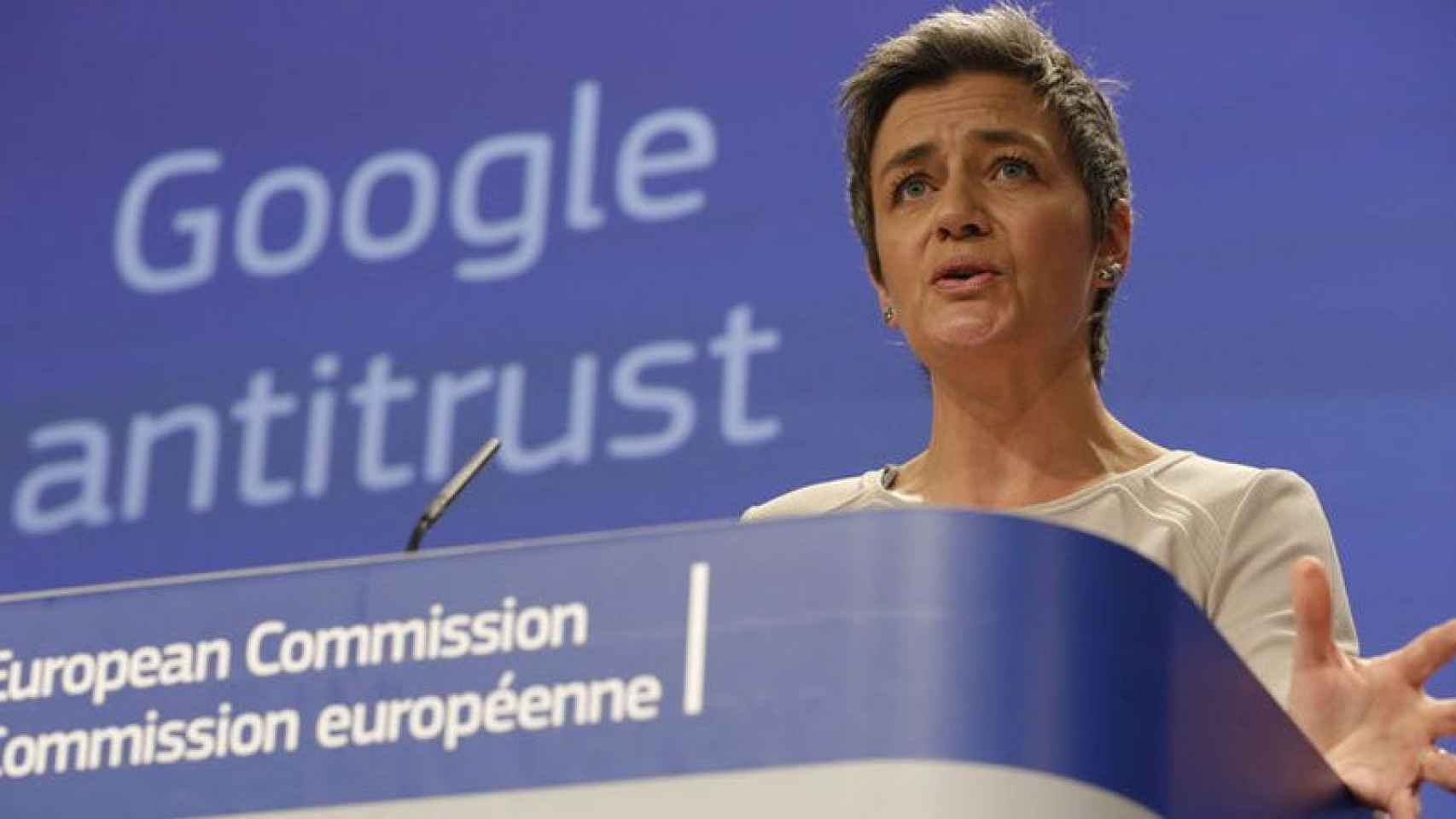 Margrethe Vestager, comisaria europea de la Competencia que persigue las ventajas fiscales ilegales que recibió Apple y Amazon, en una imagen de archivo / EFE