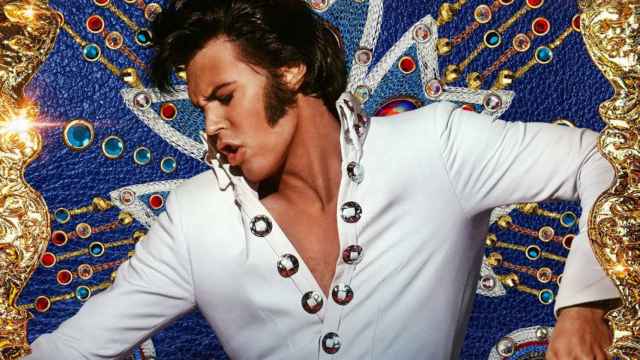 Una imagen de 'Elvis', la película de Baz Luhrmann sobre el rey del 'rock & roll' / WARNER BROS