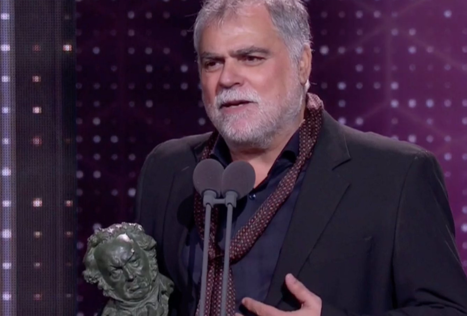 Benito Zambrano con el premio Goya a mejor guión adaptado / RTVE