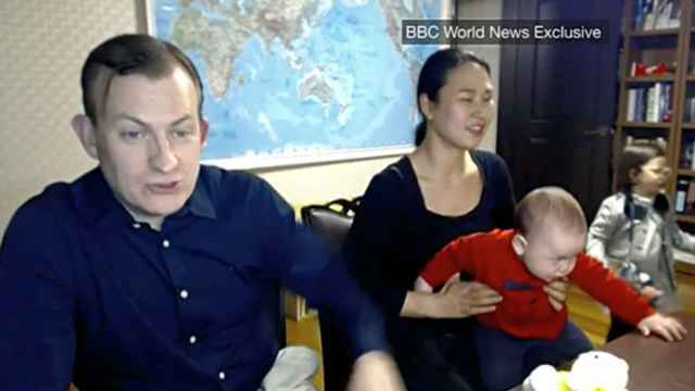 La entrevista para la BBC con la familia al completo
