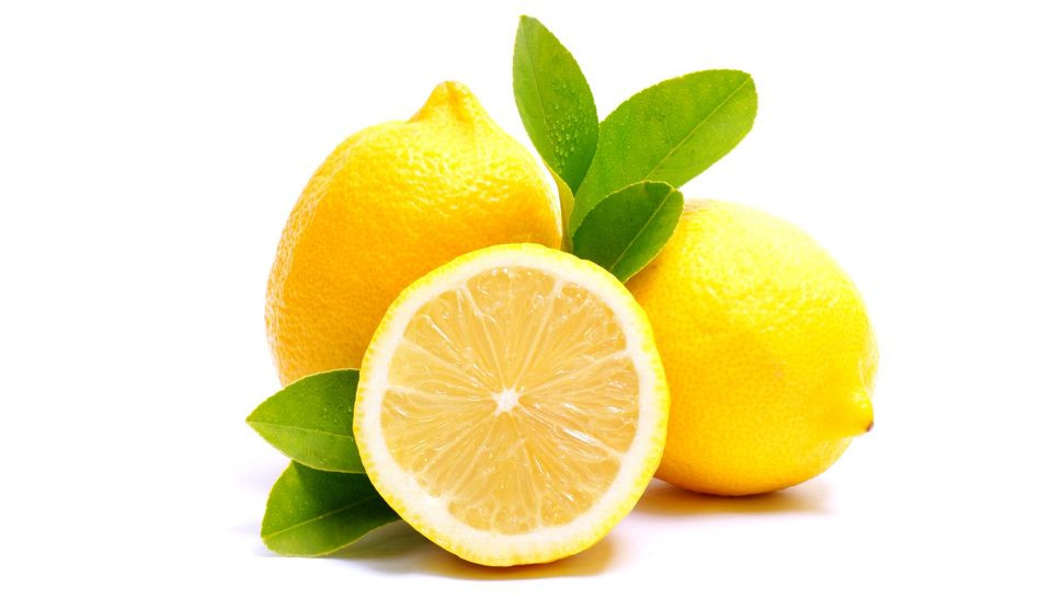 Una foto de archivo de un limón, producto que ayuda a blanquear la ropa