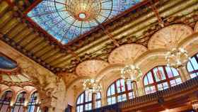 Interior del teatro del Palau de la Música Catalana, uno de los más famosos de Cataluña / BLUESPICTURA EN PIXABAY