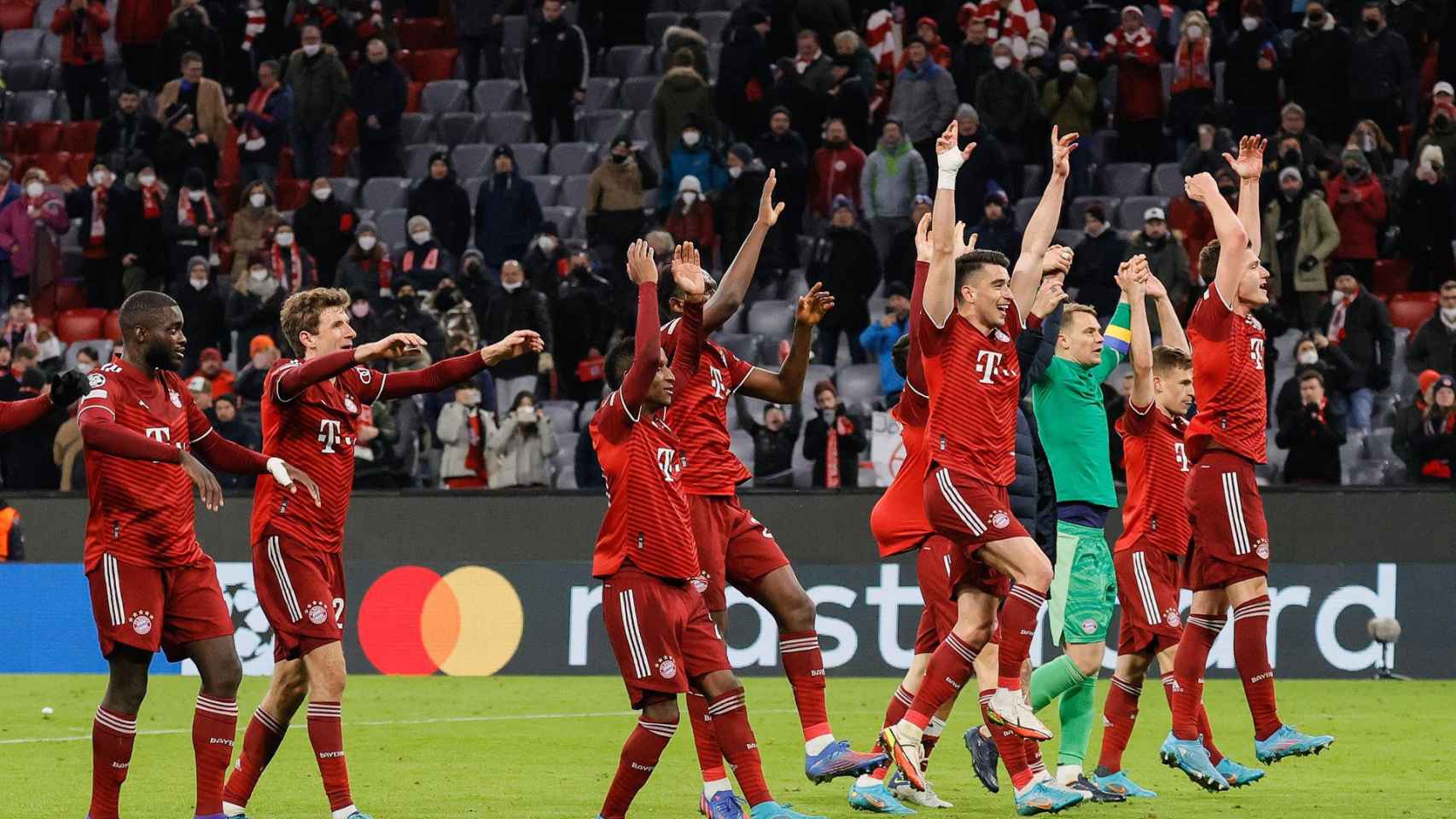 El Bayern confirmó el fichaje del cuarto defensa más caro de la historia del fútbol / EFE