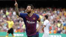Messi destroza al Huesca y pega el primer 'palo' al Real Madrid | EFE