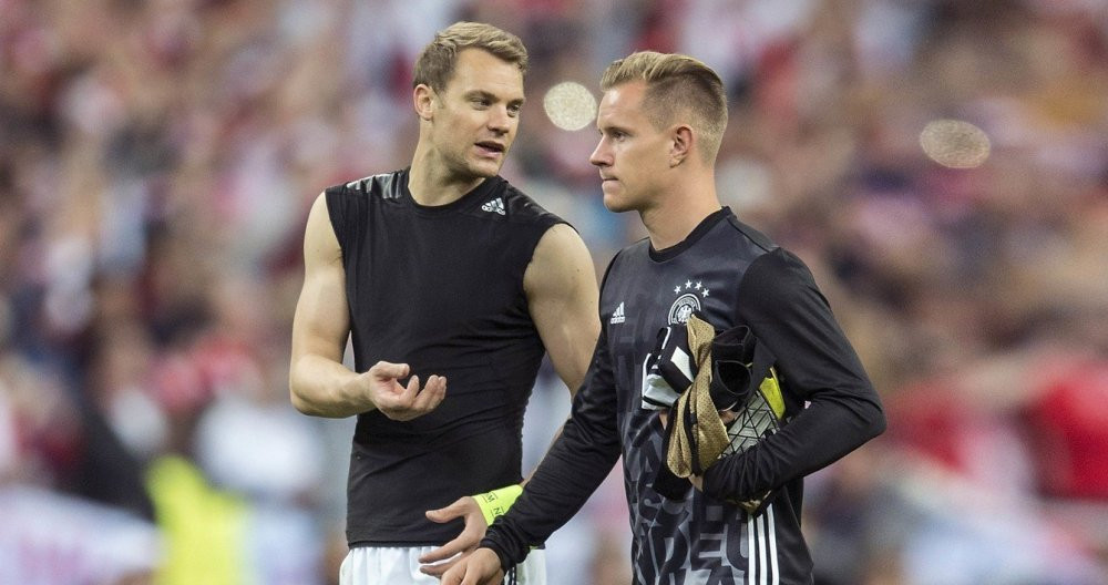 Neuer y Ter Stegen conversando antes de un partido con Alemania / EFE