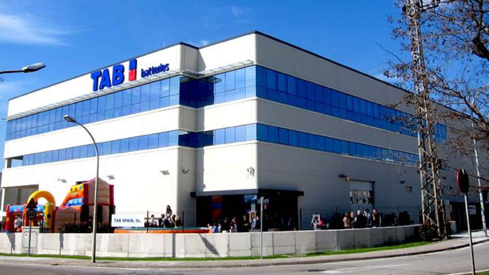 El principal centro de trabajo de TAB Spain está situado en Barberà del Vallès, hasta ahora la sede social de la compañía / CG