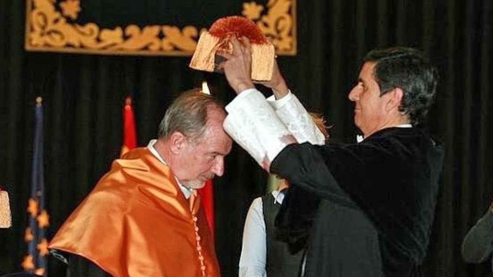 Rodrigo Rato fue investido doctor 'honoris causa' por la Universidad Rey Juan Carlos en 2009 / EFE